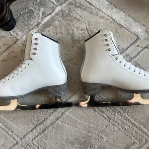 Riedell Diamond Ice Skates - Adult Size 5 Wide